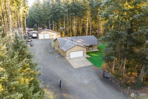 35117 38th Avenue E Eatonville WA 98328