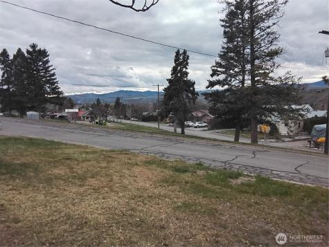 109 Antwine Avenue S Tonasket WA 98855