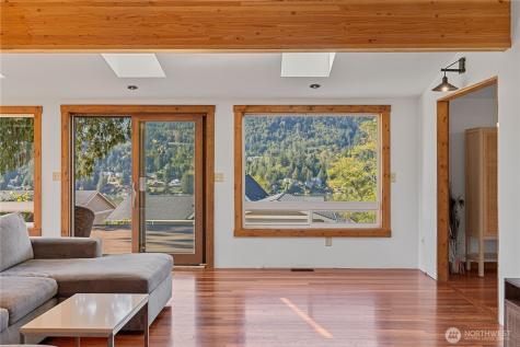 18092 Montborne Road Mount Vernon WA 98274