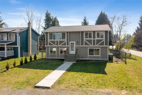 515 Van Trump Avenue NW Yelm WA 98597