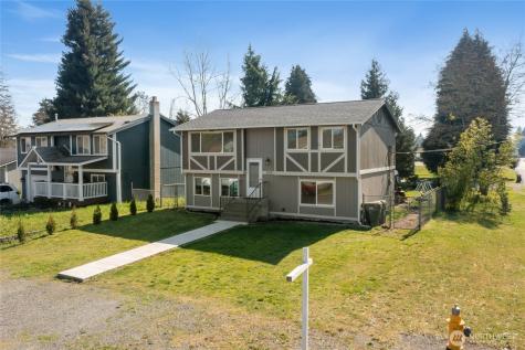 515 Van Trump Avenue NW Yelm WA 98597