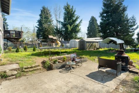 515 Van Trump Avenue NW Yelm WA 98597