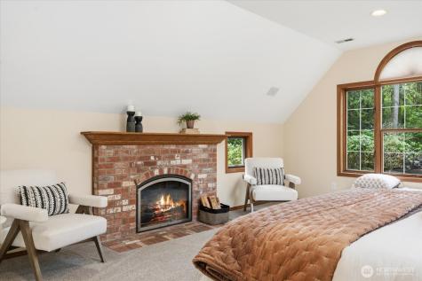 18400 228th Avenue NE Woodinville WA 98077
