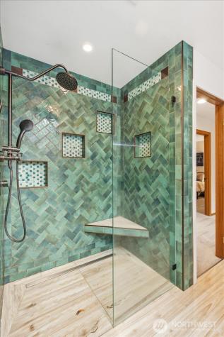 18400 228th Avenue NE Woodinville WA 98077