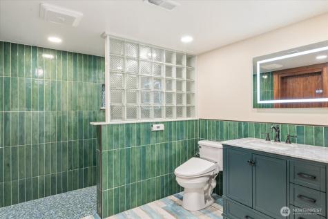 18400 228th Avenue NE Woodinville WA 98077