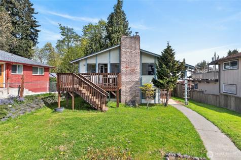 313 W 14th Street Port Angeles WA 98362