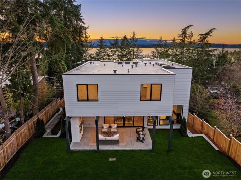 5808 Lakeview Drive Kirkland WA 98033