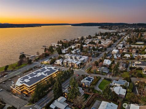 5808 Lakeview Drive Kirkland WA 98033