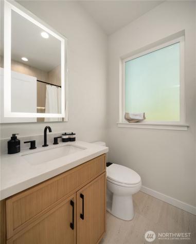 7324 7th Place SW Seattle WA 98106