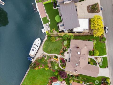 87 Cascade Key Bellevue WA 98006