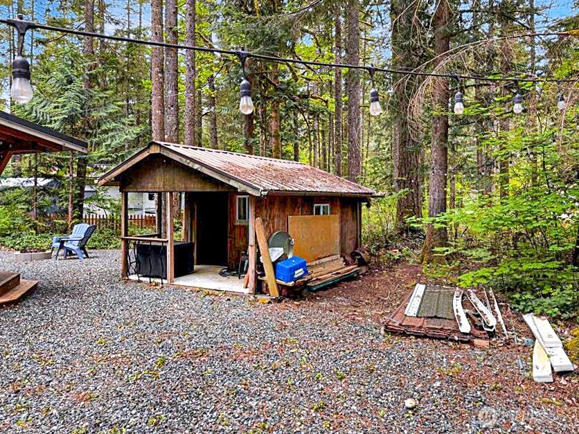 47 Wilderness Way Deming WA 98244