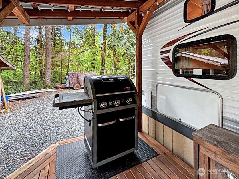 47 Wilderness Way Deming WA 98244