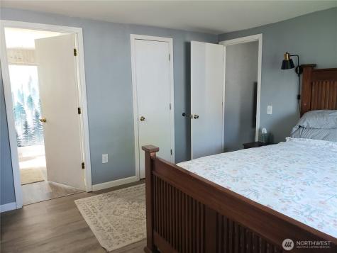 1936 Pine Cone Avenue Enumclaw WA 98022