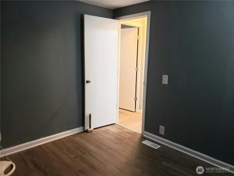 1936 Pine Cone Avenue Enumclaw WA 98022