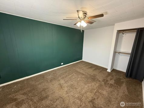 1132 Fowler Street Raymond WA 98577
