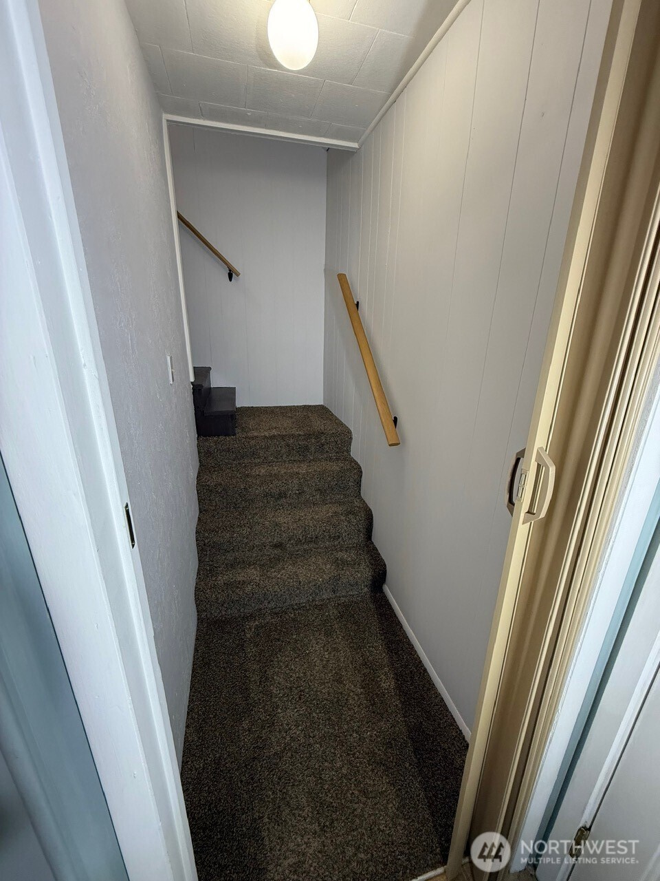 1132 Fowler Street Raymond WA 98577