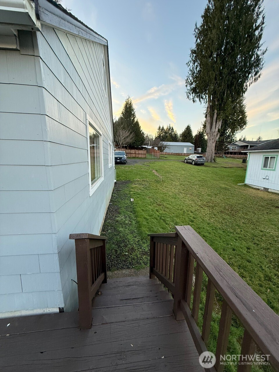 1132 Fowler Street Raymond WA 98577