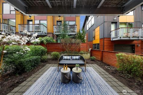 6522 32nd Avenue NE Seattle WA 98115