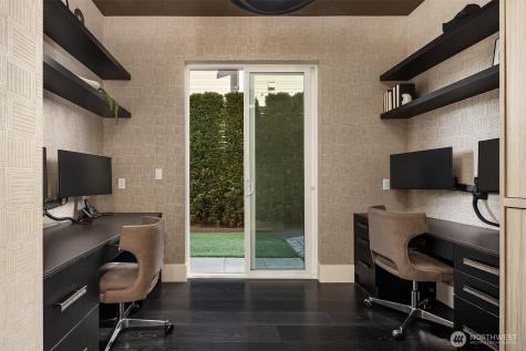 6504 103rd Avenue NE Kirkland WA 98033