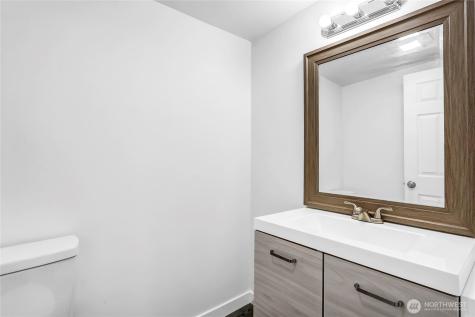 12034 68th Avenue S Seattle WA 98178