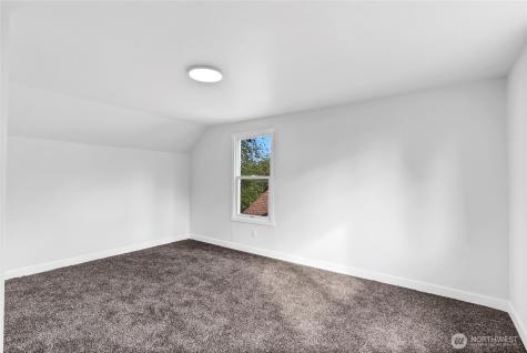 12034 68th Avenue S Seattle WA 98178