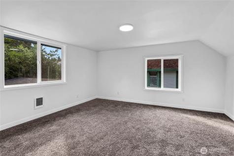 12034 68th Avenue S Seattle WA 98178