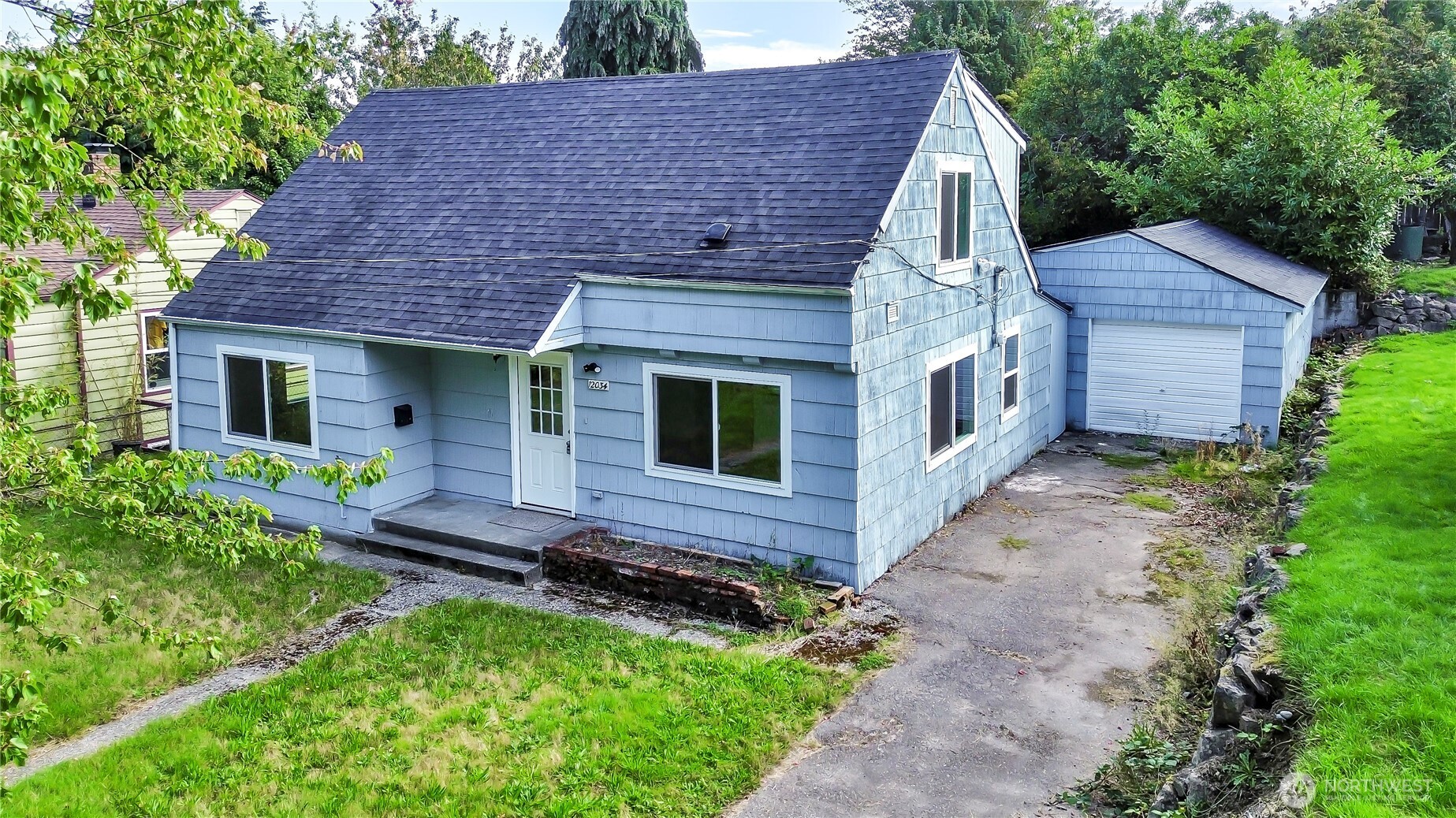 12034 68th Avenue S Seattle WA 98178