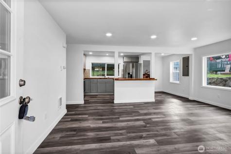 12034 68th Avenue S Seattle WA 98178