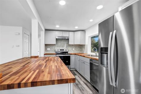 12034 68th Avenue S Seattle WA 98178