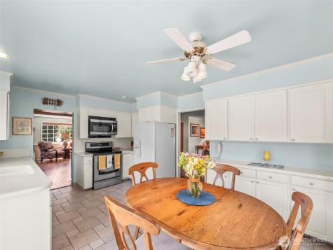 5523 53rd Street W University Place WA 98467