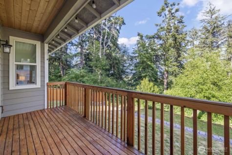 3807 29th Ave Court E Tacoma WA 98404