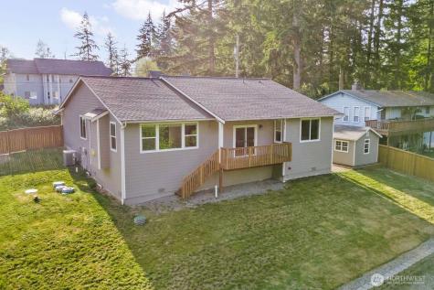 3807 29th Ave Court E Tacoma WA 98404