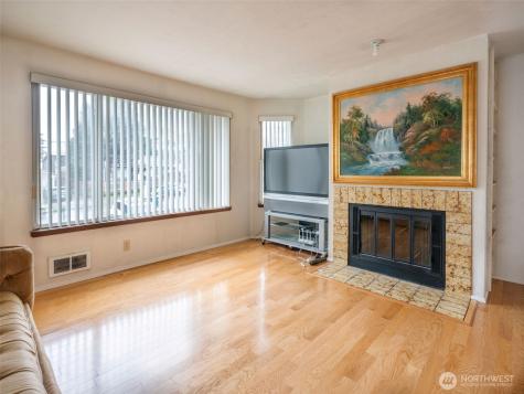 928 N 98th Street Seattle WA 98103