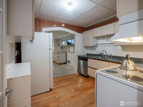 928 N 98th Street Seattle WA 98103