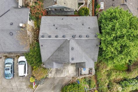 1939 10th Avenue W Seattle WA 98119