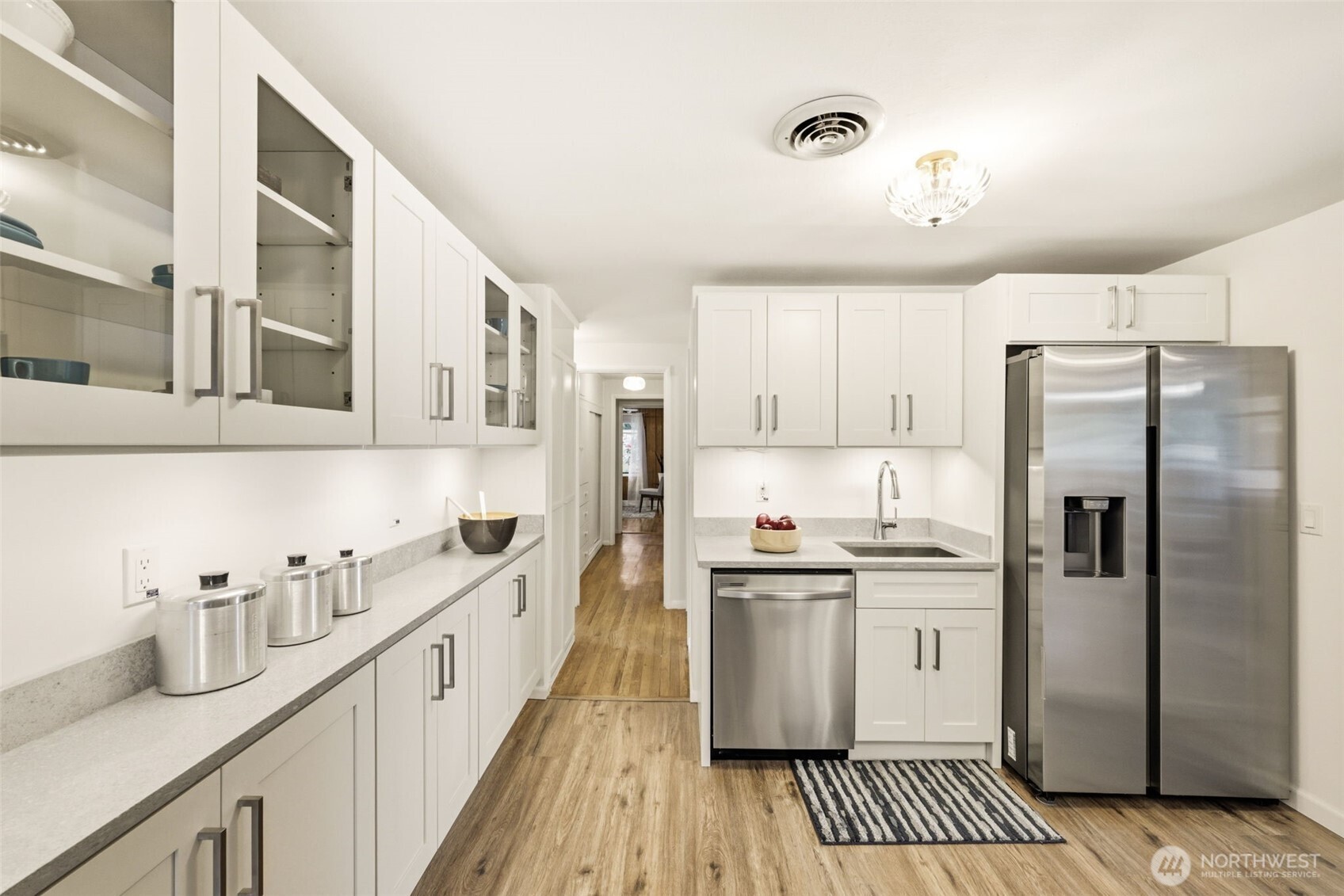 13009 6th Place SW Burien WA 98146