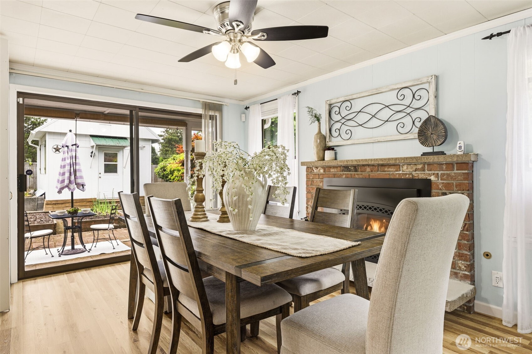 13009 6th Place SW Burien WA 98146