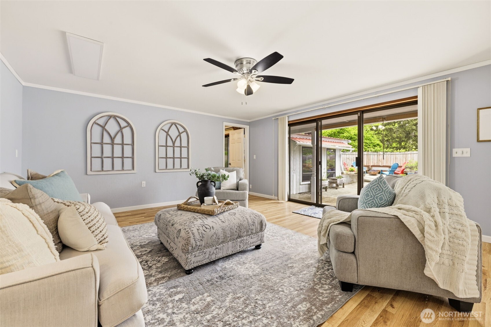 13009 6th Place SW Burien WA 98146