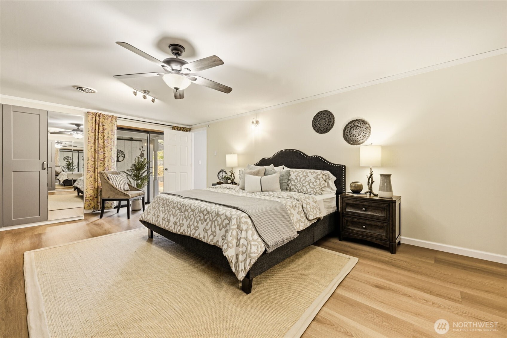 13009 6th Place SW Burien WA 98146