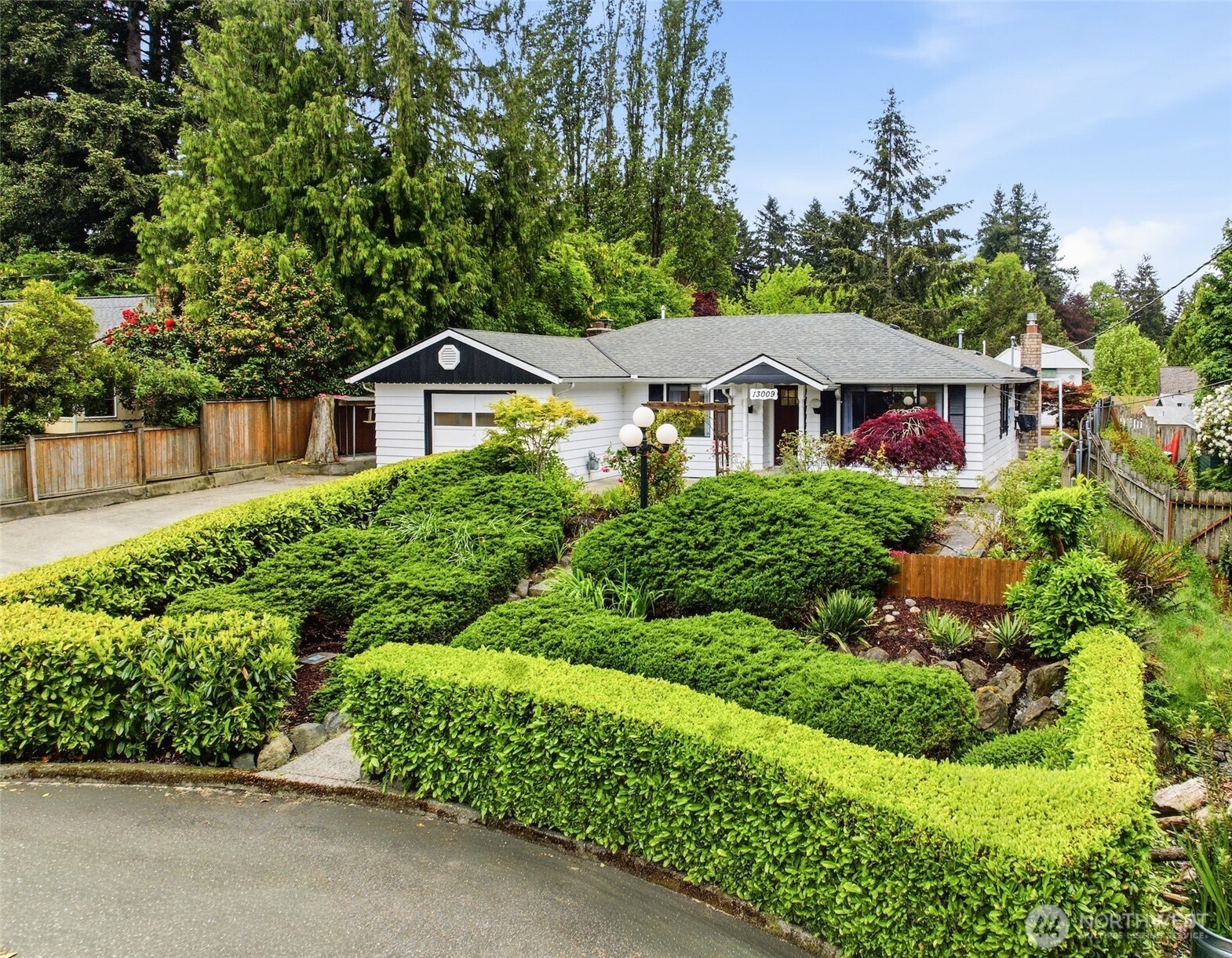 13009 6th Place SW Burien WA 98146