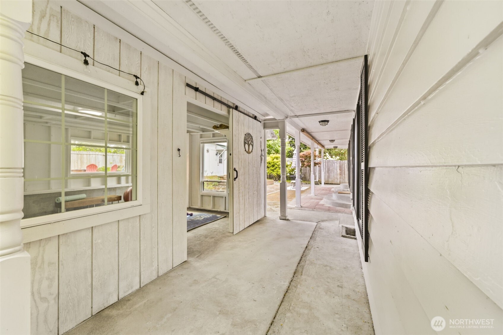13009 6th Place SW Burien WA 98146