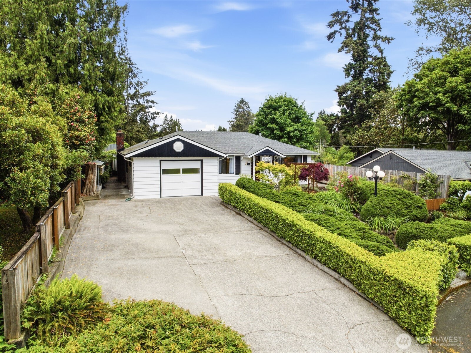 13009 6th Place SW Burien WA 98146