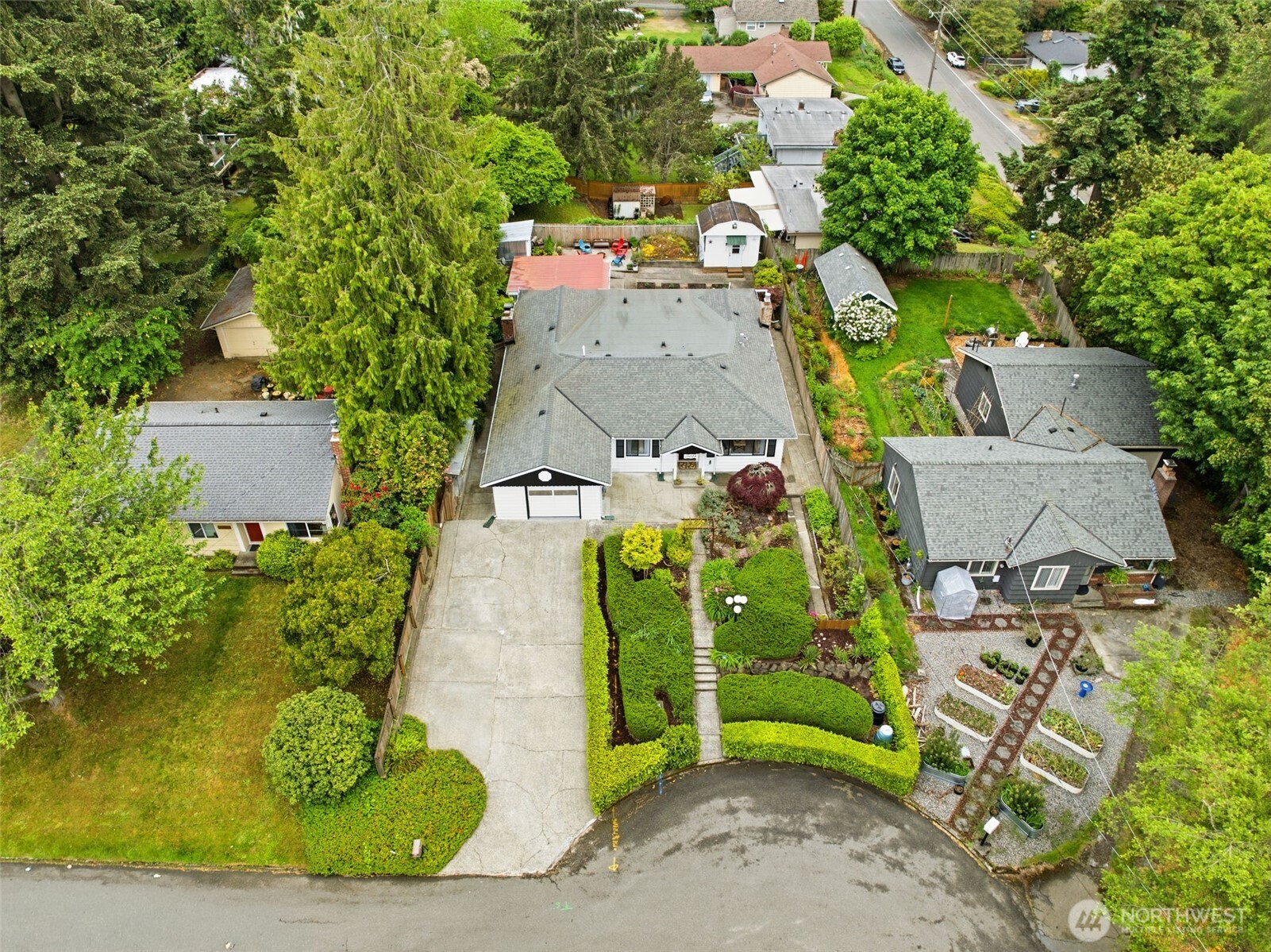 13009 6th Place SW Burien WA 98146