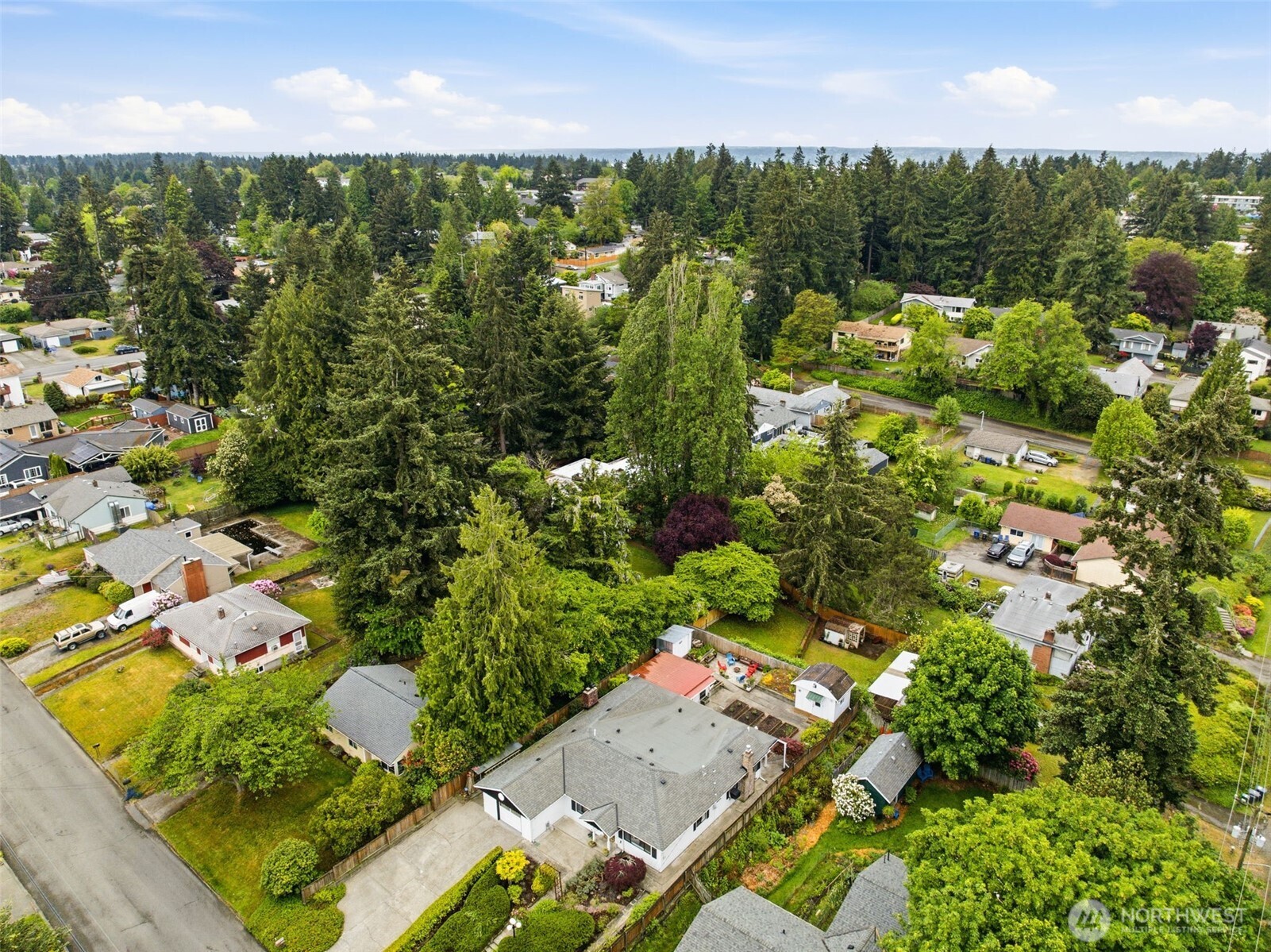 13009 6th Place SW Burien WA 98146