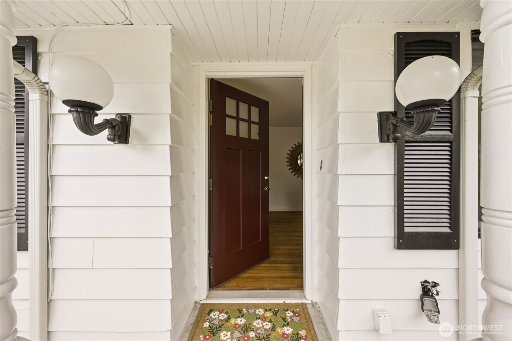 13009 6th Place SW Burien WA 98146