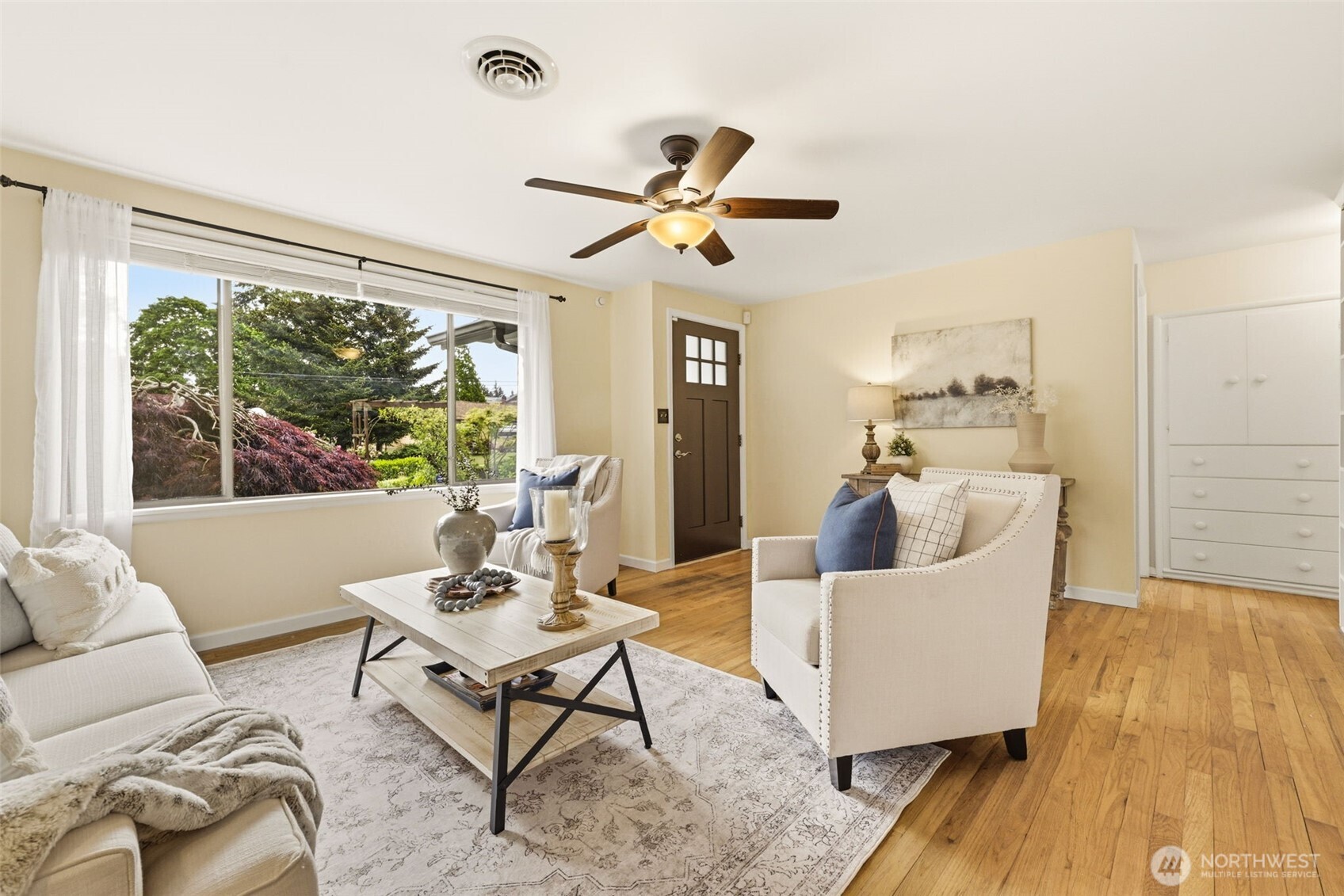 13009 6th Place SW Burien WA 98146