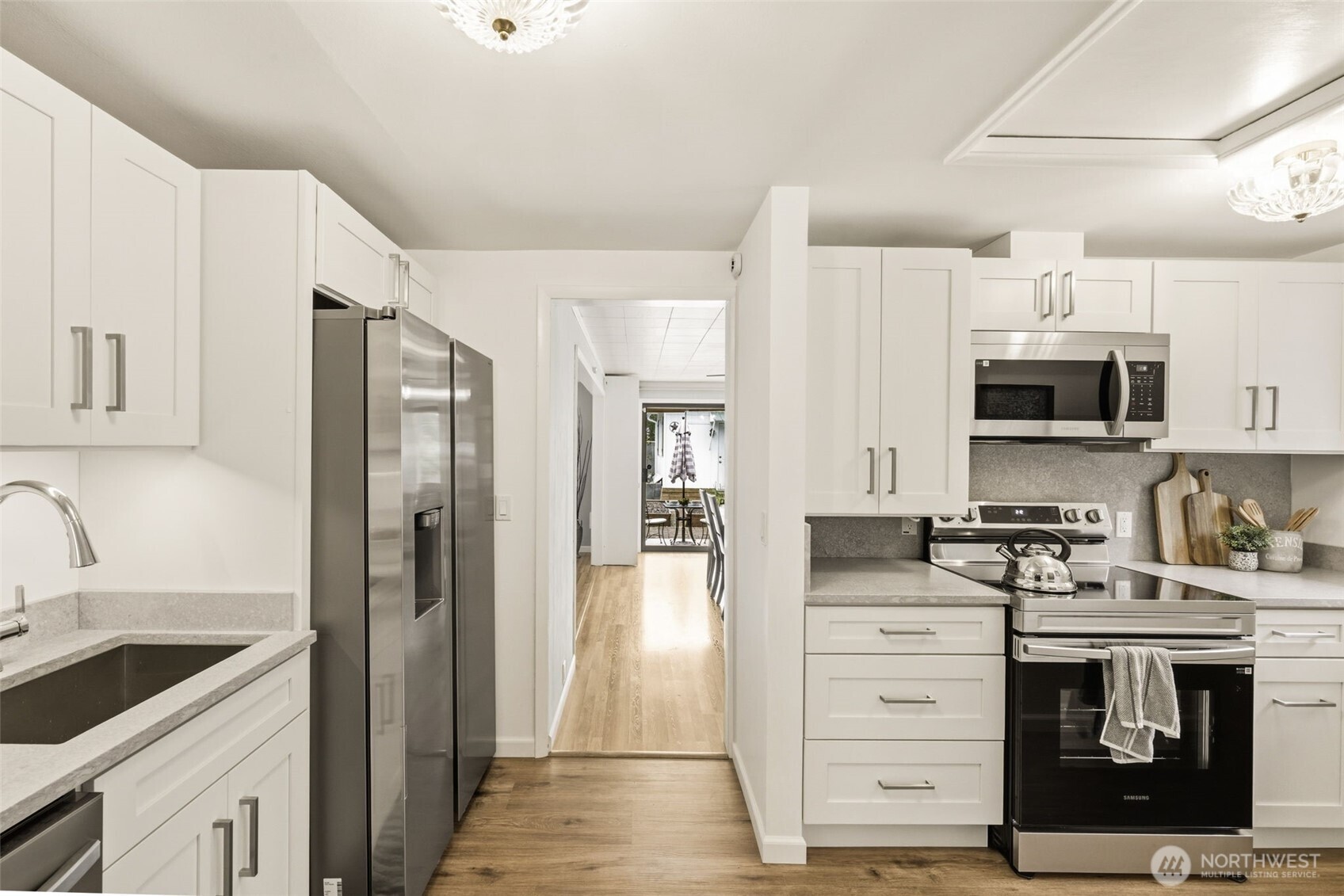 13009 6th Place SW Burien WA 98146