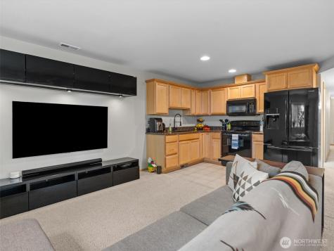 5062 23rd Avenue SW Seattle WA 98106