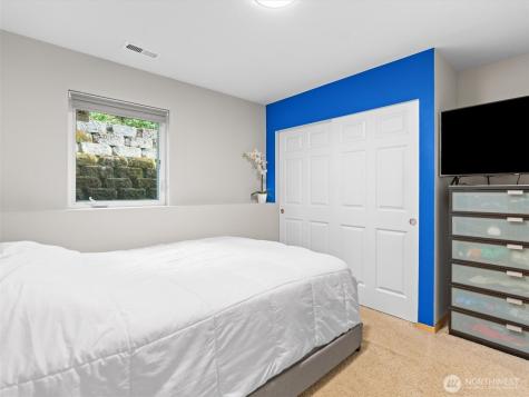 5062 23rd Avenue SW Seattle WA 98106