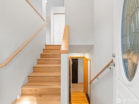 5062 23rd Avenue SW Seattle WA 98106